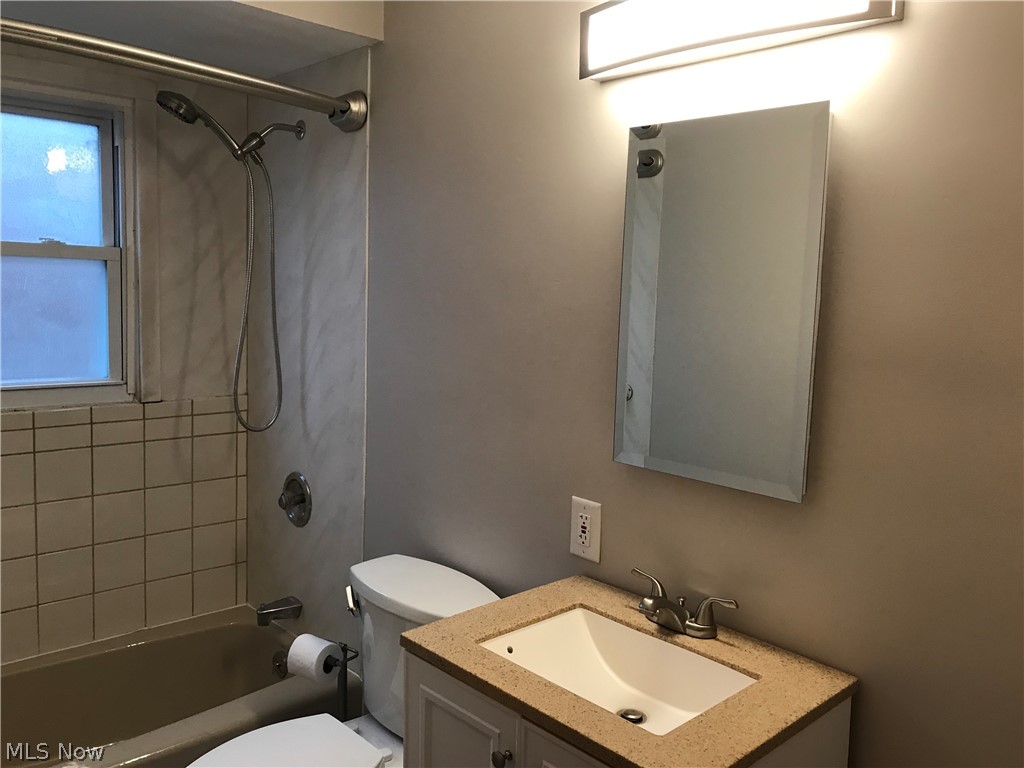 H A Stahl Props Cos Ridgewood - Residential