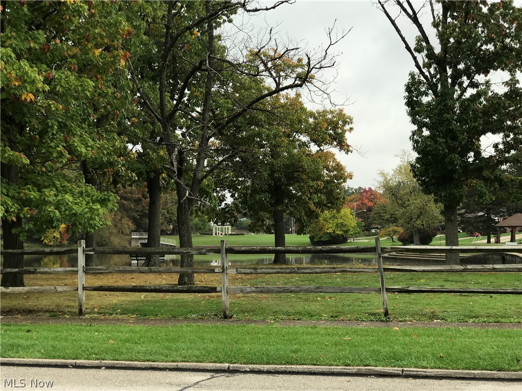 H A Stahl Props Cos Ridgewood - Residential