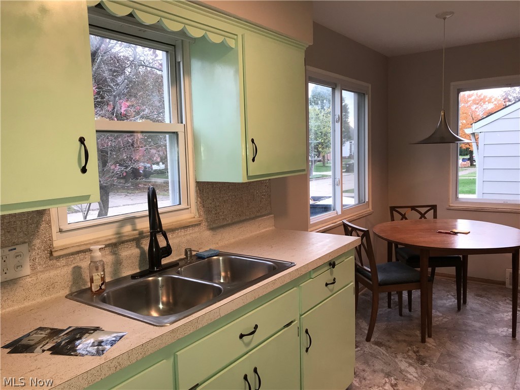 H A Stahl Props Cos Ridgewood - Residential