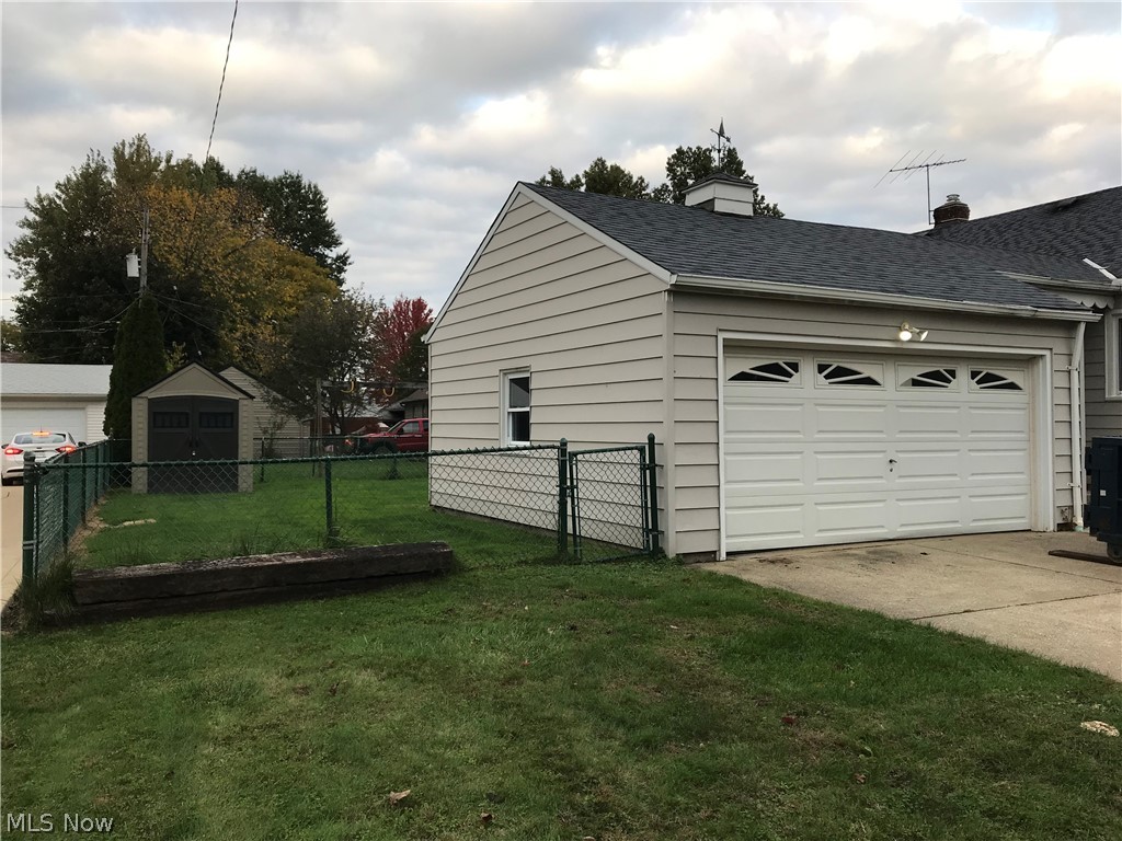 H A Stahl Props Cos Ridgewood - Residential