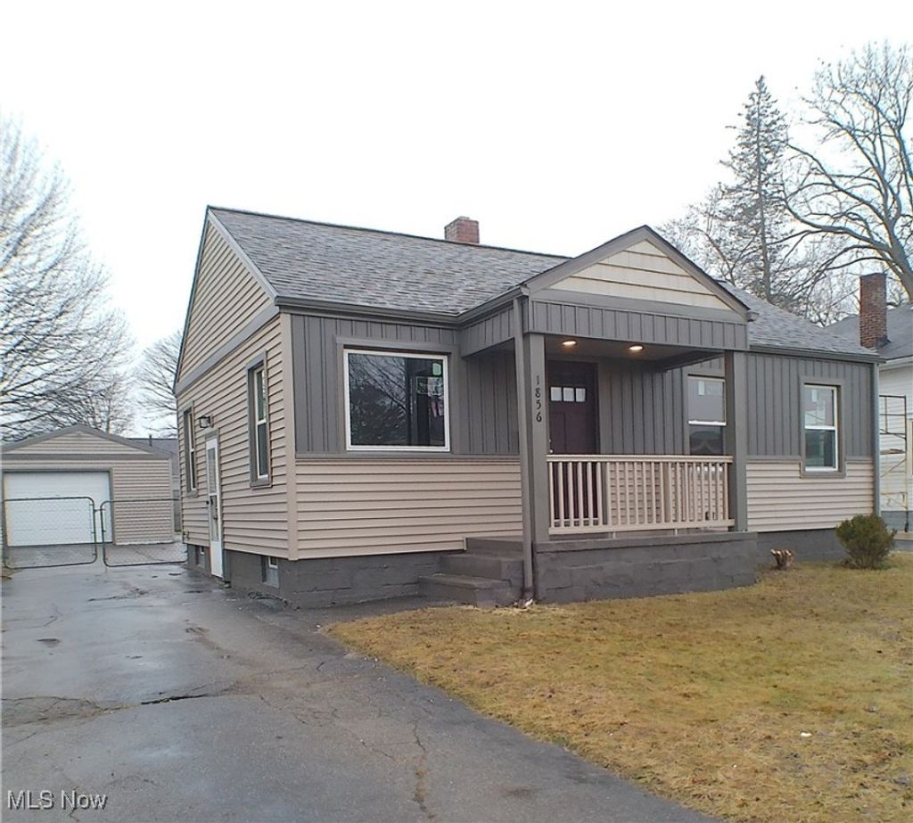 Photo of 1856 Sheridan Avenue NE, Warren, OH 44483 (MLS # 5180119)