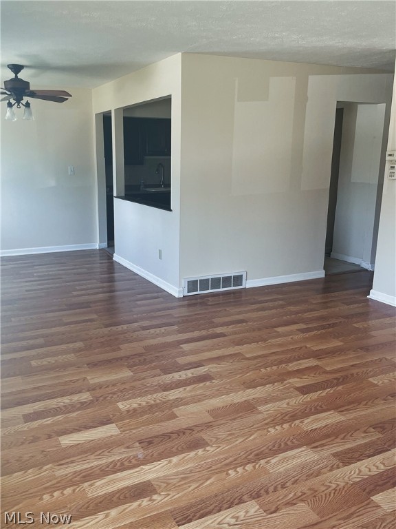 Noble Lawn 01 - Residential