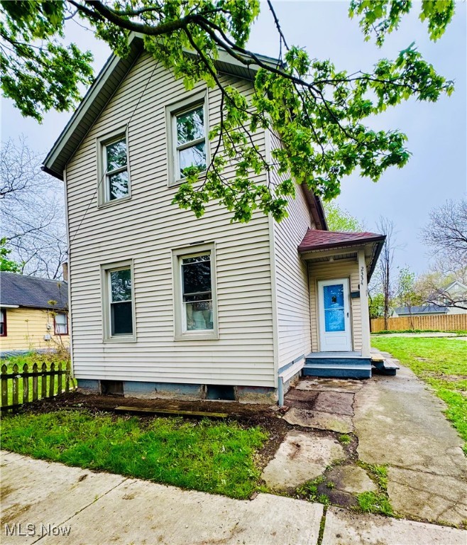 2334 W 38 Street, Cleveland, Ohio image 1