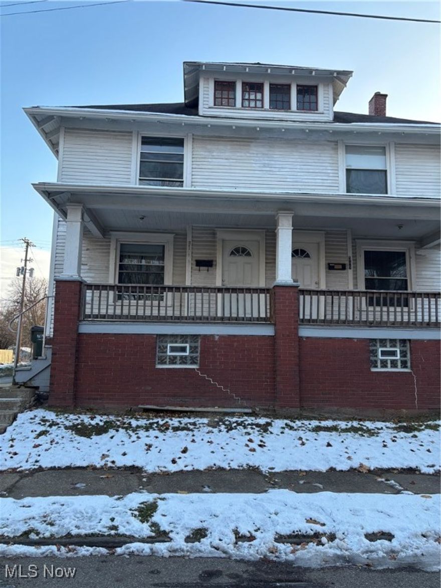 Cozy two bed, one bath apartment located in walking distance to Mount Union. Available now. 12 month lease required. Must pass background check. Security Deposit Required. Tenant is responsible for all Utilities. Pets allowed with increased rent rate.