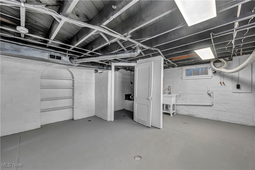 Center Ridge Hall - Residential