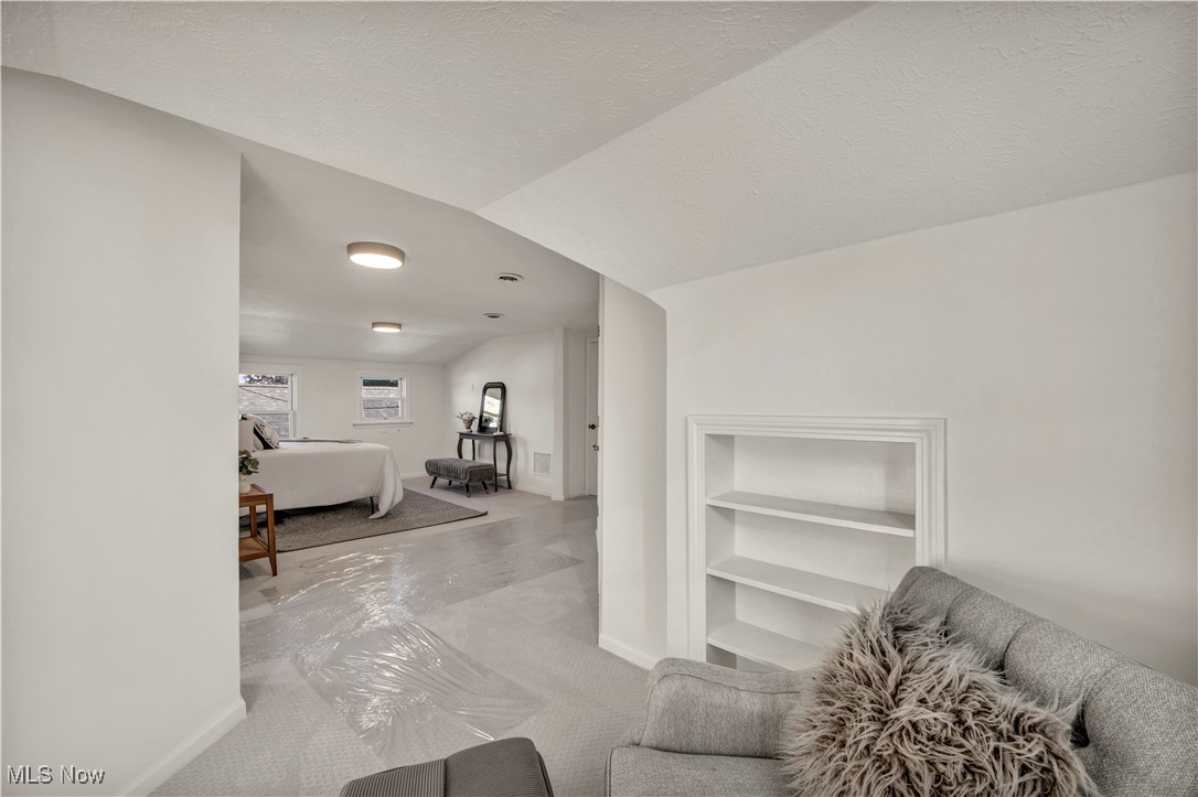 Center Ridge Hall - Residential