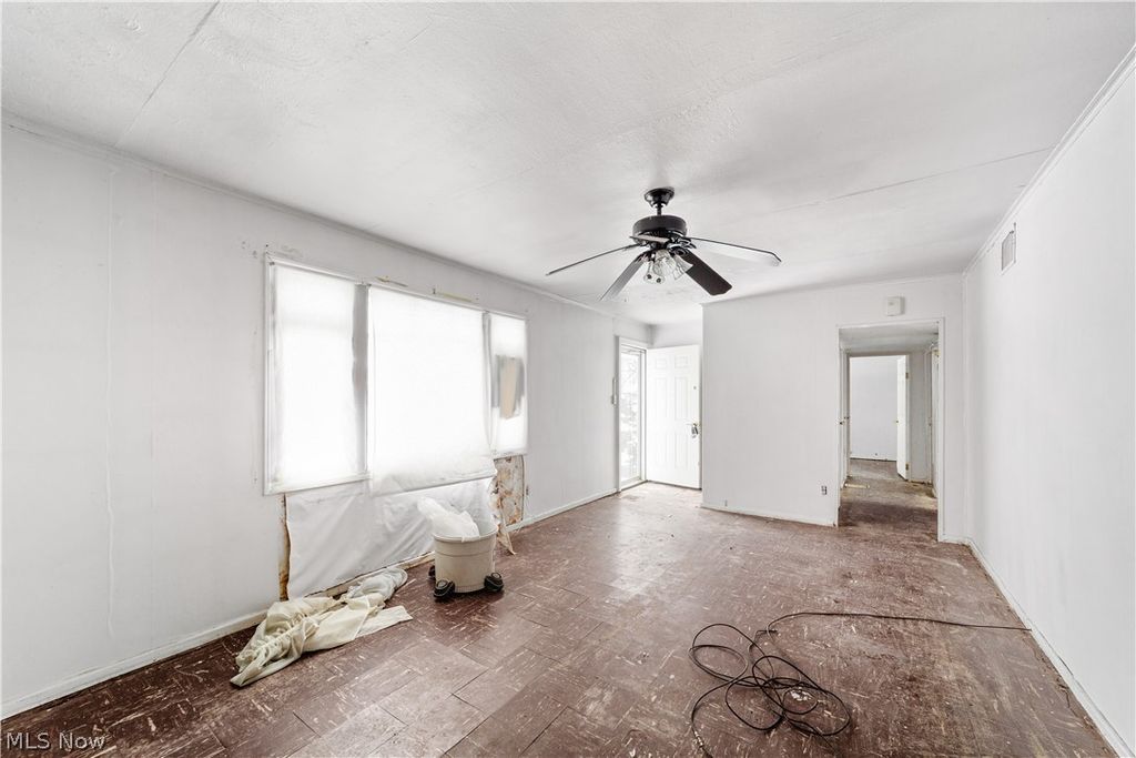 Photo of 3890 E 149th Street, Cleveland, OH 44128 (MLS # 5184794)