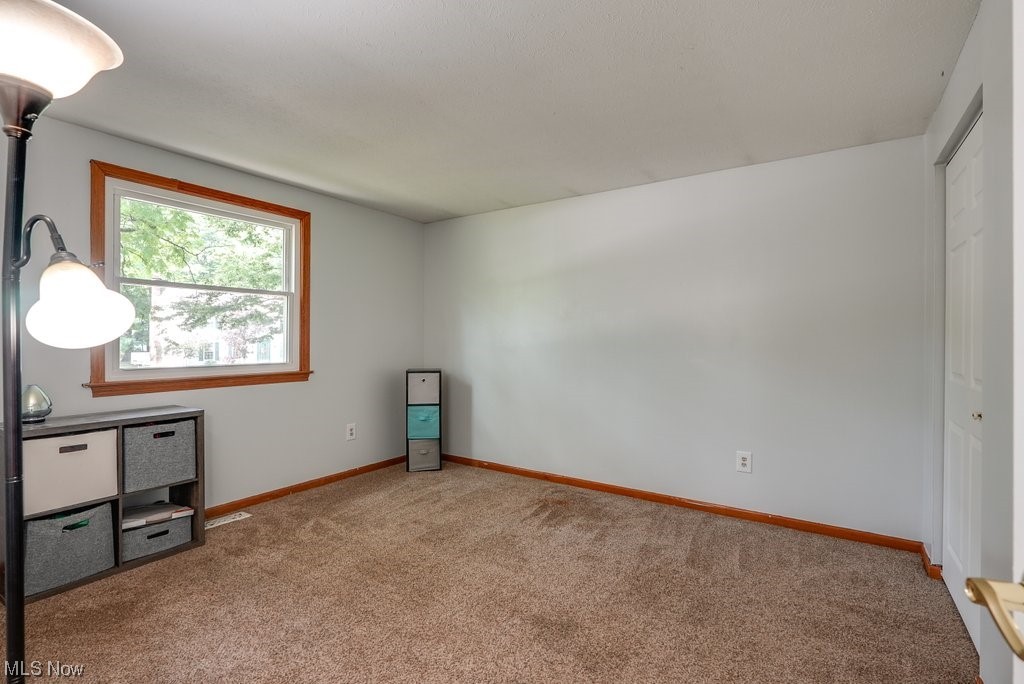 Silver Spgs Heights - Residential