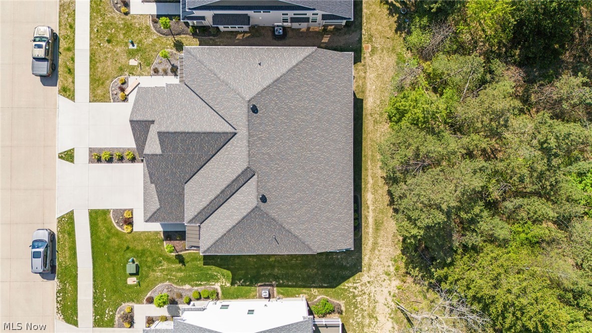 Broadview Heights Twnhms Sub - Residential