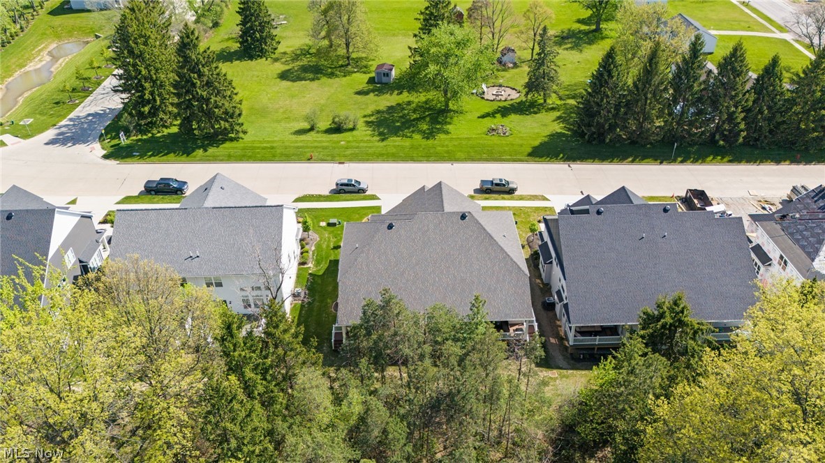 Broadview Heights Twnhms Sub - Residential