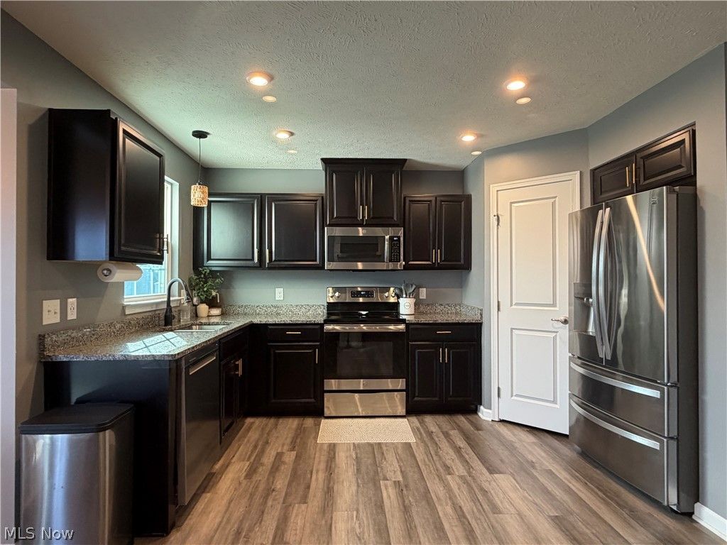 Photo of 500 Bailey Court, LaGrange, OH 44050 (MLS # 5192382)