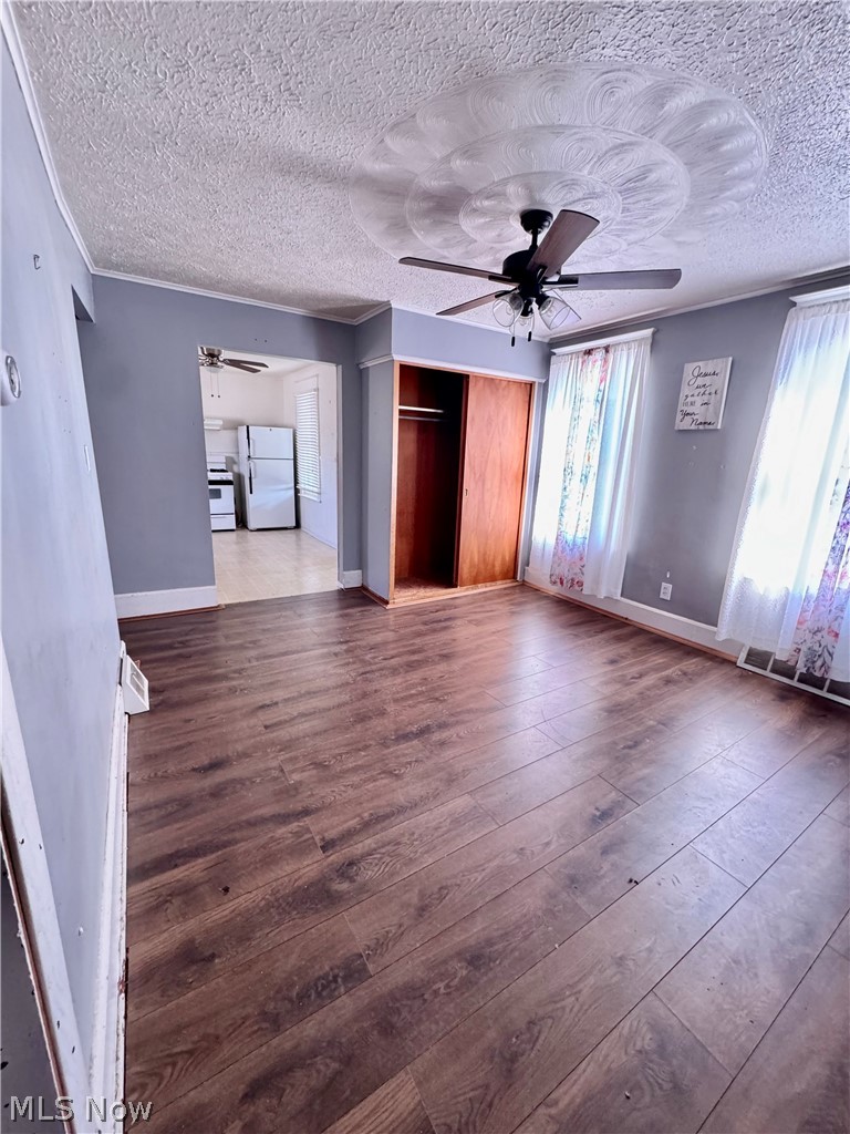 East Youngstown Land & Improve - Residential