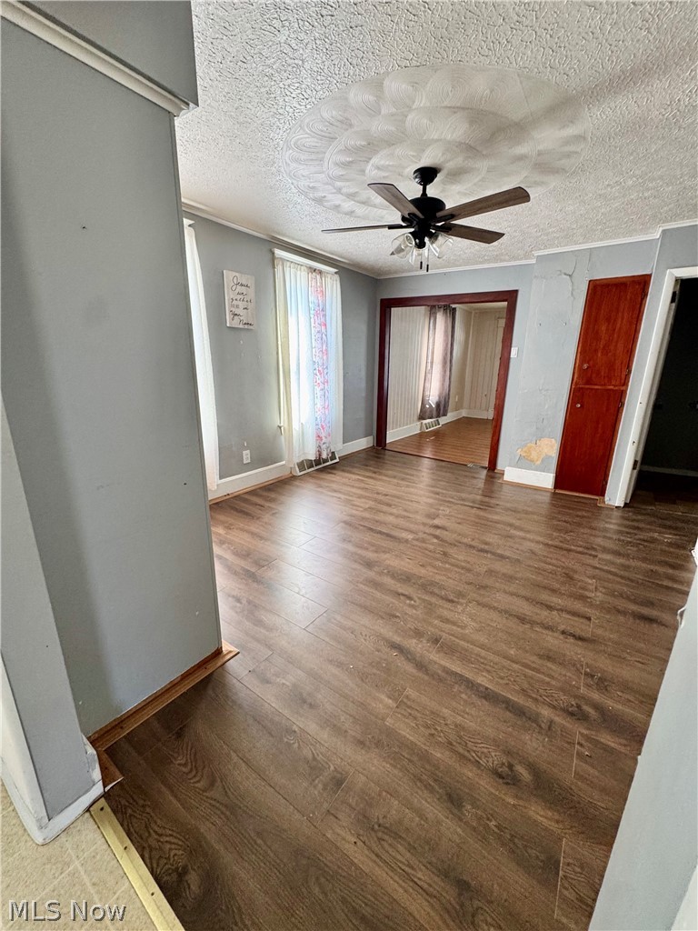 East Youngstown Land & Improve - Residential