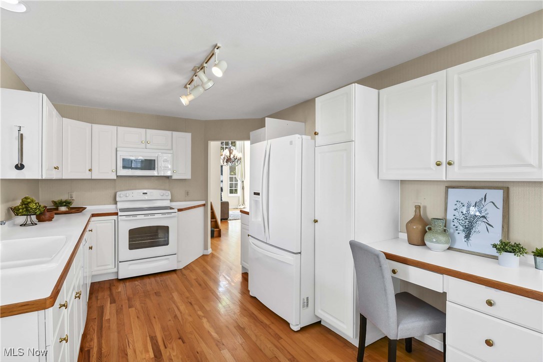 Woods Of Westlake - Residential