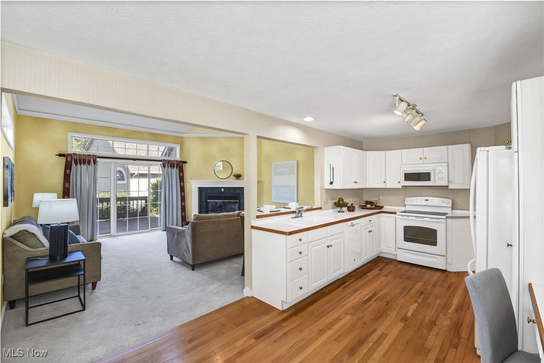 Woods Of Westlake - Residential