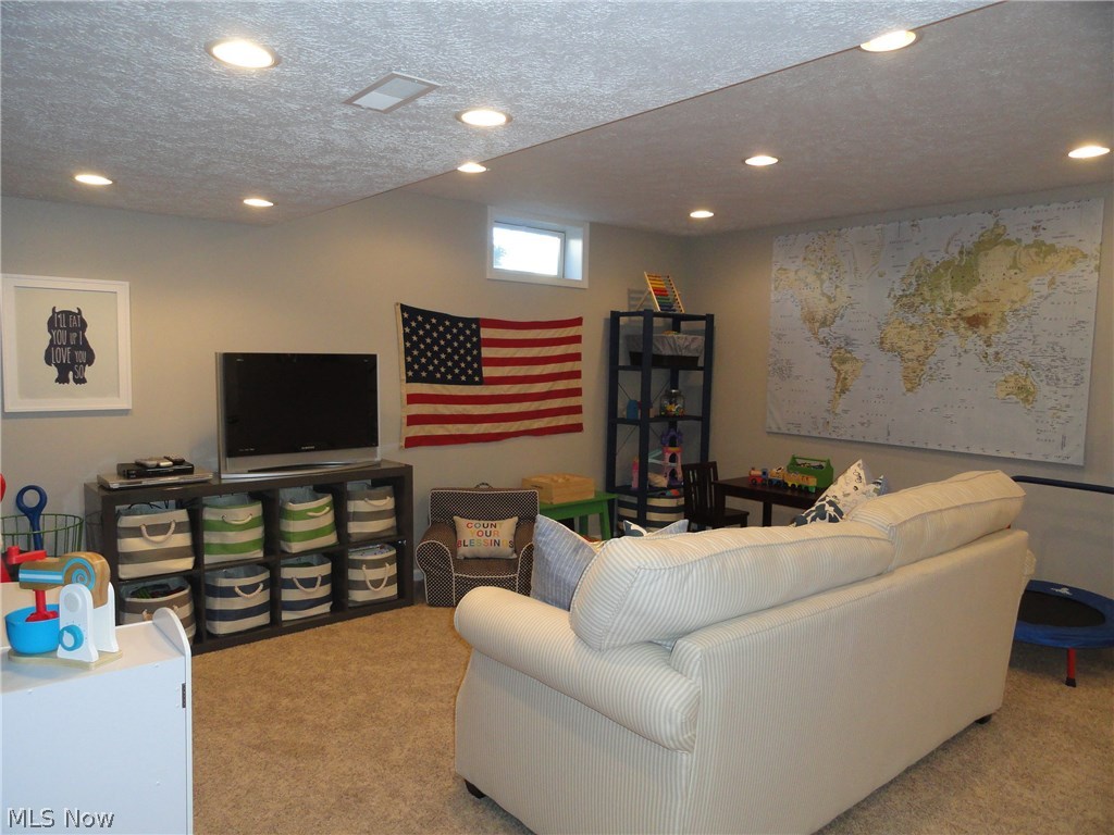 Calls Farm Ph Five - Residential