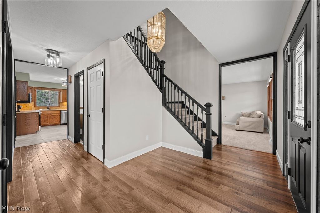 Photo of 165 Valley Brook Boulevard, Hinckley, OH 44233 (MLS # 5202182)