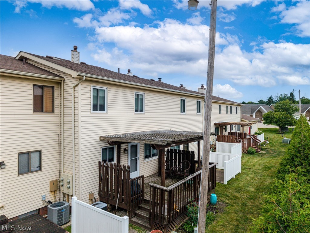 376 Deepwood Drive 376