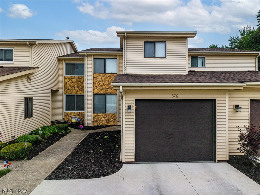 376 Deepwood Drive 376