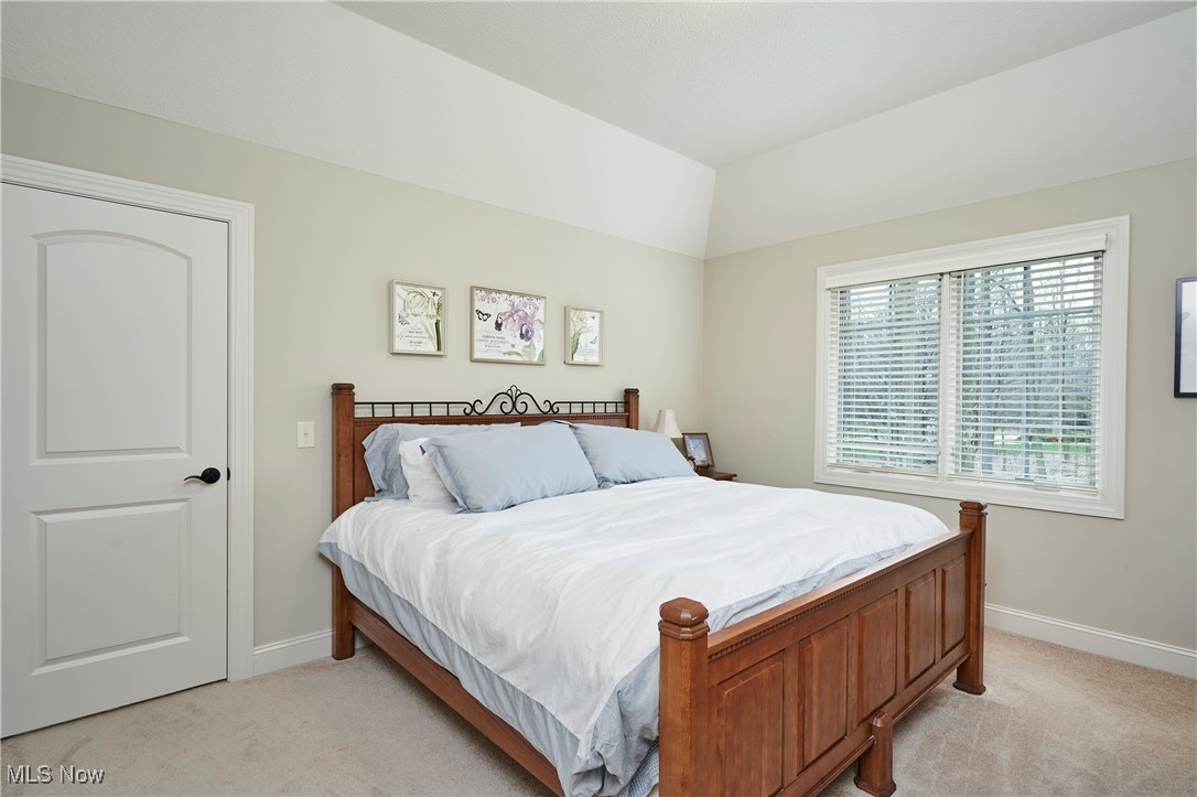 Sharon, Ohio 44281, United States, 5 Bedrooms Bedrooms, ,6 BathroomsBathrooms,Residential,Contingent,117089