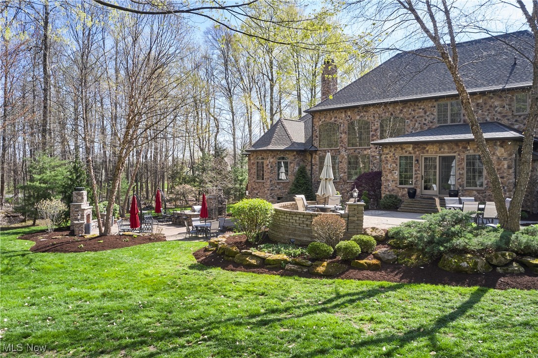 Sharon, Ohio 44281, United States, 5 Bedrooms Bedrooms, ,6 BathroomsBathrooms,Residential,Contingent,117089