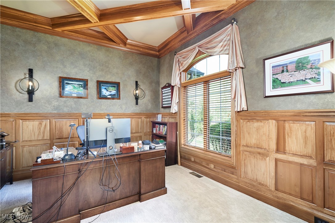 Sharon, Ohio 44281, United States, 5 Bedrooms Bedrooms, ,6 BathroomsBathrooms,Residential,Contingent,117089