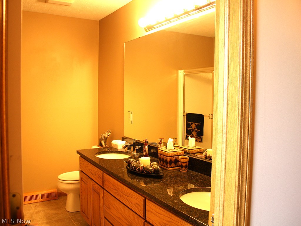 Montville Lakes - Residential