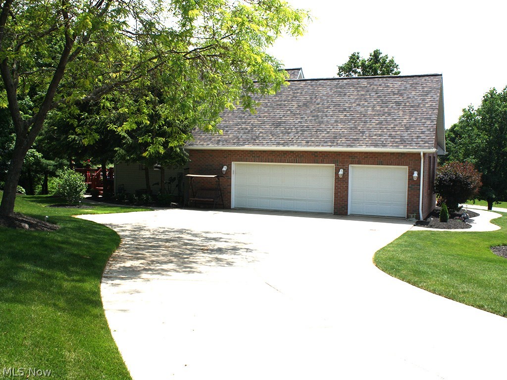 Montville Lakes - Residential