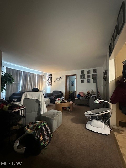 Akron, Ohio 44310, United States, 4 Bedrooms Bedrooms, ,2 BathroomsBathrooms,Residential,Pending,82303