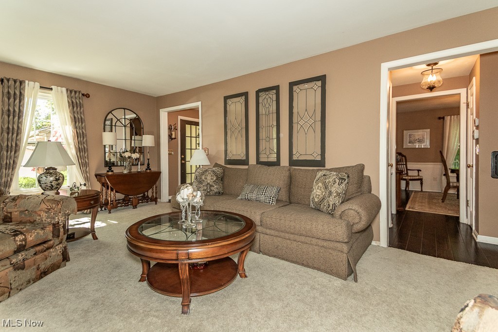 7756 Litchfield Drive, Mentor, Ohio image 24