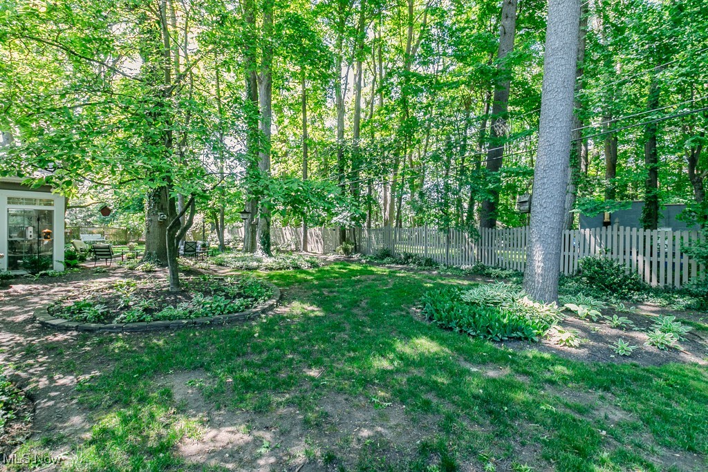 7756 Litchfield Drive, Mentor, Ohio image 45