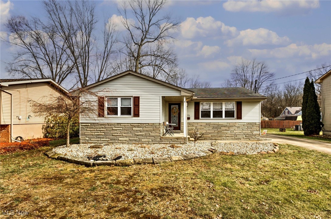 375 Westview Avenue, Hubbard, Ohio image 2