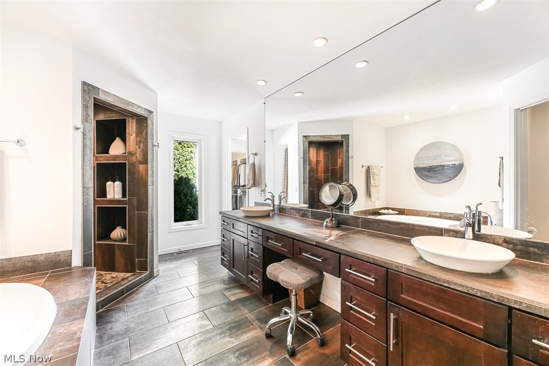 Arrowwood/Walden Condo - Residential