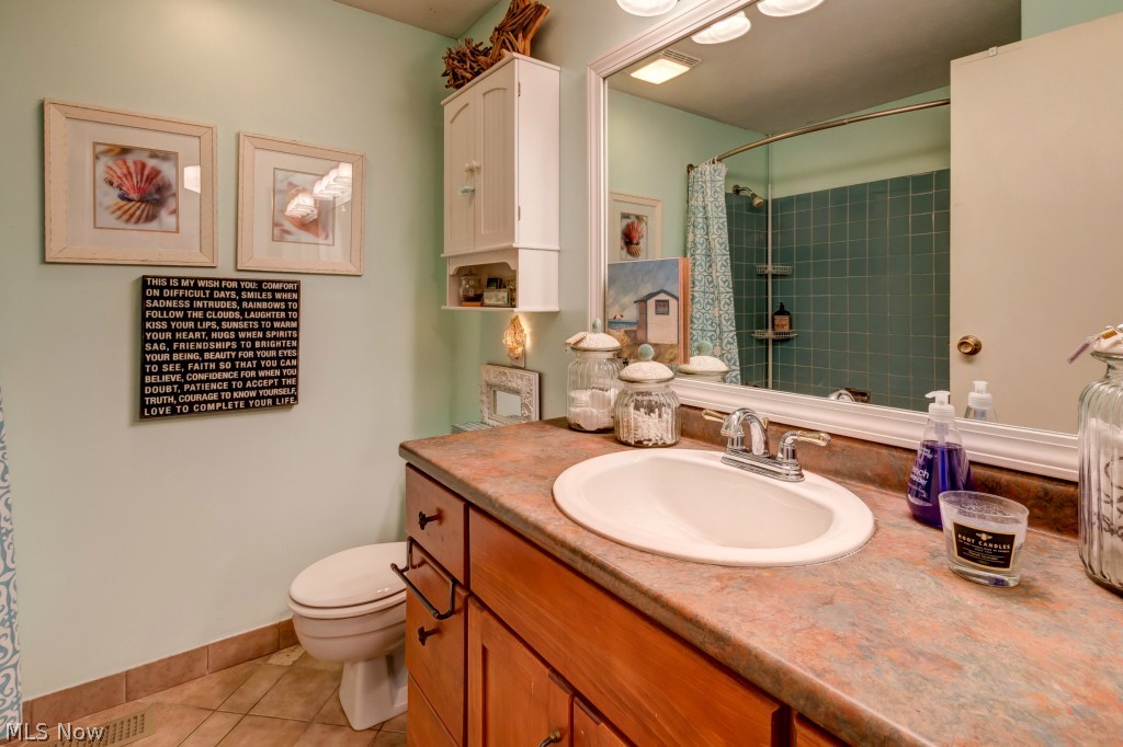 Aurora Shores - Residential