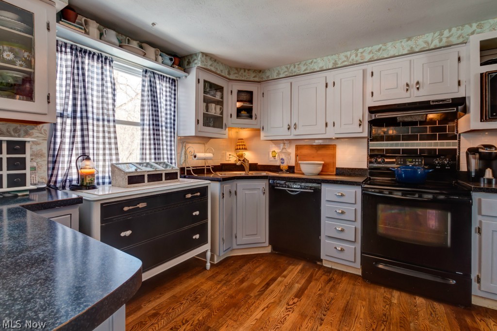 Aurora Shores - Residential