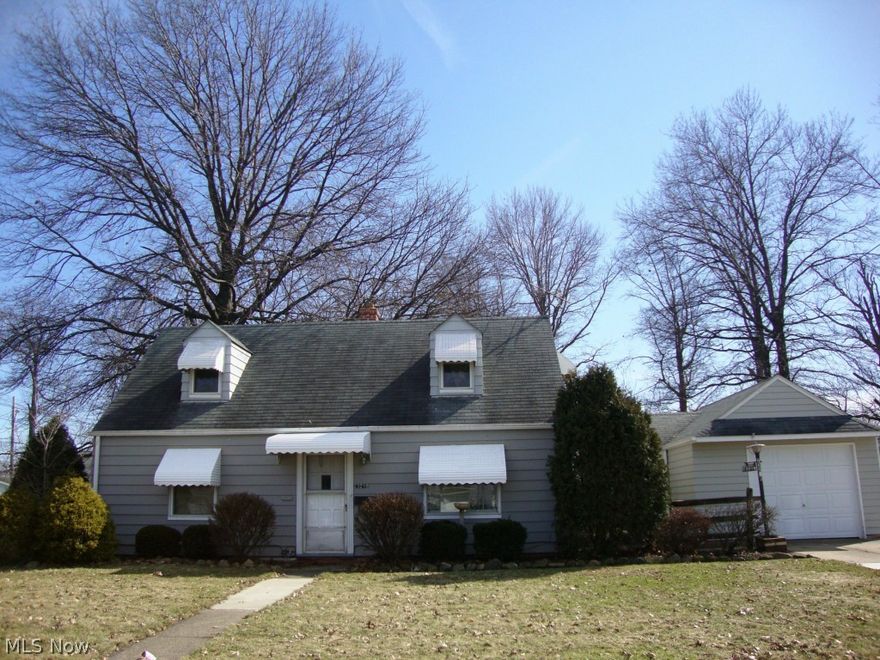 Adorable Cape Cod ~ corner home on lovely cul-de-sac in the Briardale Greens Golf Course neighborhood. 4 bedrooms, two on the first floor and two on the second floor. Big, bright, kitchen with gleaming, classic white cabinets, light flooring and radiant heat! Large living room with front picture window and new carpet. Beautifully renovated bathroom with etched glass shower doors and ceramic tile. Nice-sized bedrooms. One car garage with courtyard access to home. Nice corner home site. Come see this home in the heart of the great city of Euclid. Gas stove included. Owner willing to supply refrigerator.

Tenant responsible for all utilities including, gas, electric, water, sewer, snow plowing and lawn maintenance. No voucher programs.
