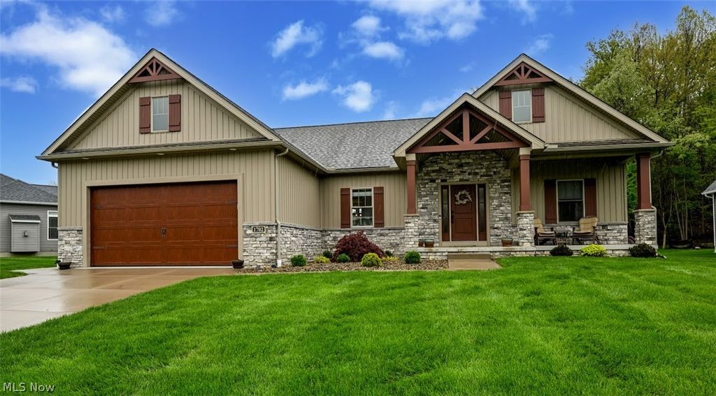 Photo of 1702 Honeychuck Lane, Kent, OH 44240 (MLS # 5205503)