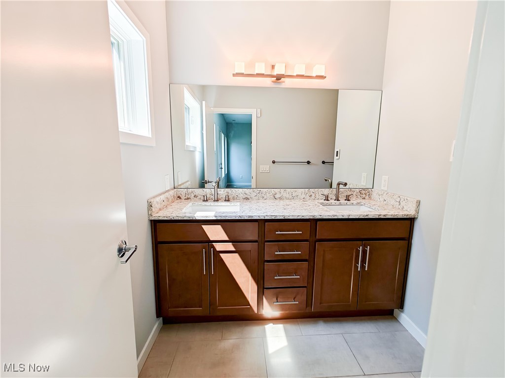 Beachwood, Ohio 44122, United States, 3 Bedrooms Bedrooms, ,3 BathroomsBathrooms,Residential,Active,153927