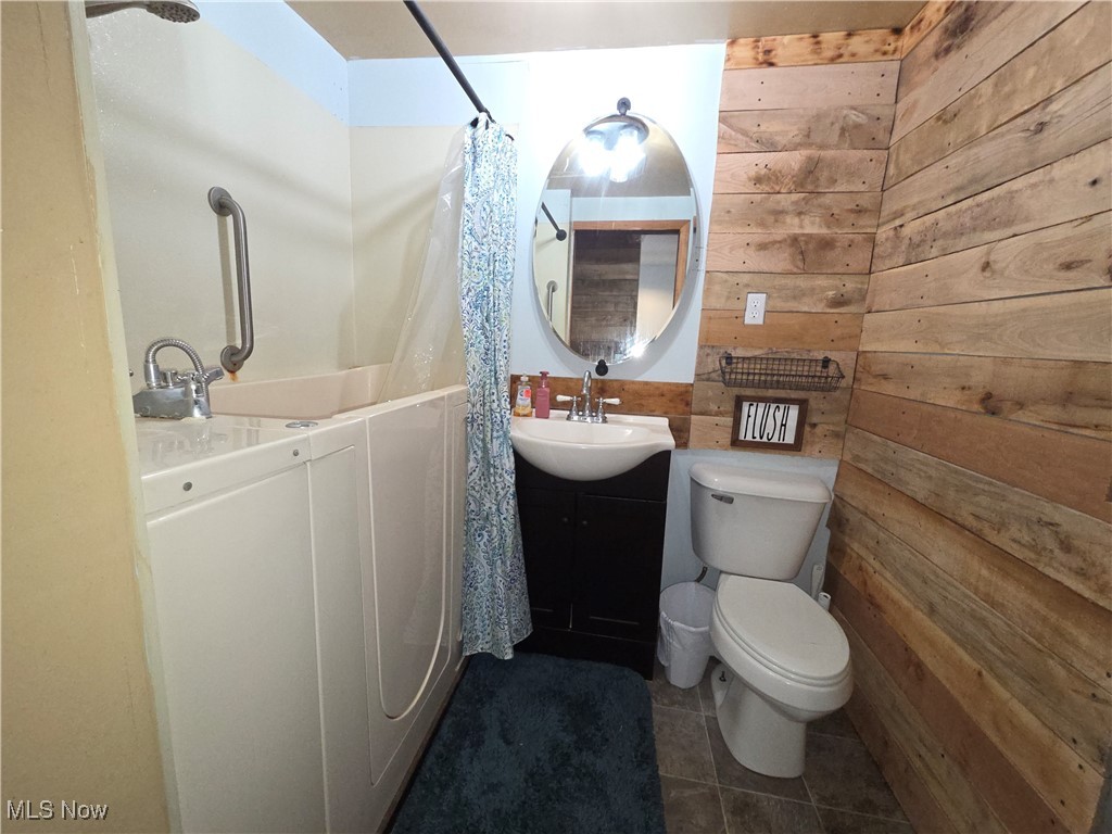 327 N 4th St, Cambridge, Ohio image 9