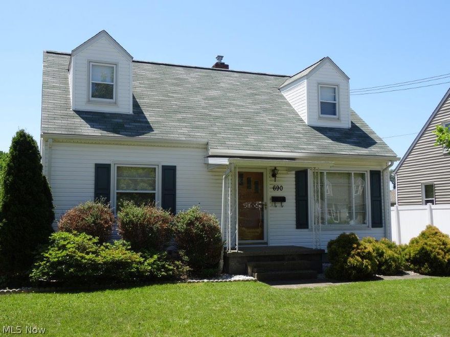 Neat as a pin Firestone Park Cape!  This home has been extremely well maintained, the hardwood floors are in excellent condition, nice living area and floor plan - including private back yard and sun room.  Ample sized bedrooms including spacious 2nd floor master.  Newer roof/siding, Carrier furnace and A/C, 1 car det garage.  Schedule your showing today!