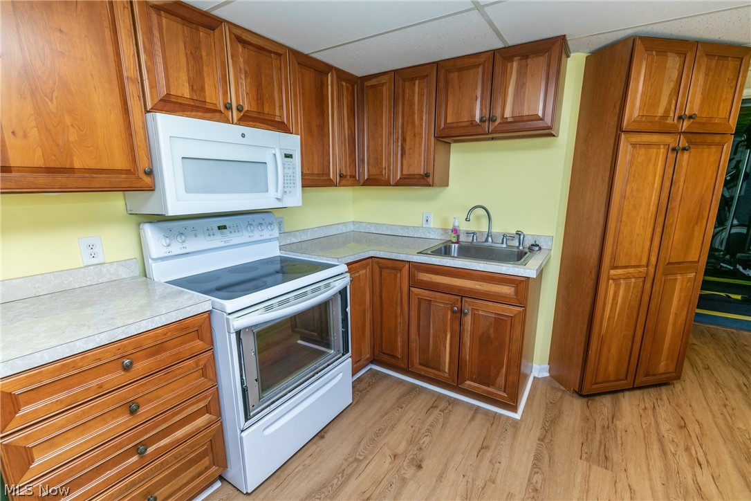 Fairfax Meadows - Residential