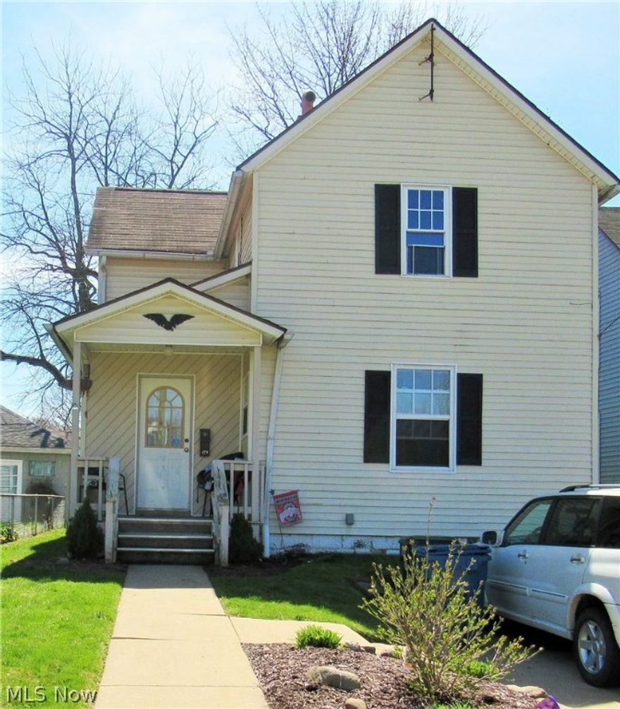 Fully remodeled colonial home located close to Lake Anna. This home offers 3 large bedrooms and 2 baths. The spacious kitchen has raised panel oak cabinetry with crown molding and lots of counter space. The dining room and living room are open and airy. The master bedroom has plenty of natural light and it's own full bathroom and you will love the large first floor laundry room that includes a clothes shoot. Upstairs you will find 2 large bedrooms and a large, full bath. The back yard is partially fenced in and also includes a shed with electric. Updates include a new driveway, approach, and sidewalk, and a new hot water tank. Perfect opportunity for first time home buyer or for investment.