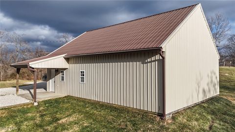 Tiny photo for 448 Ridgeview Drive, St Marys, WV 26170 (MLS # 5175939)