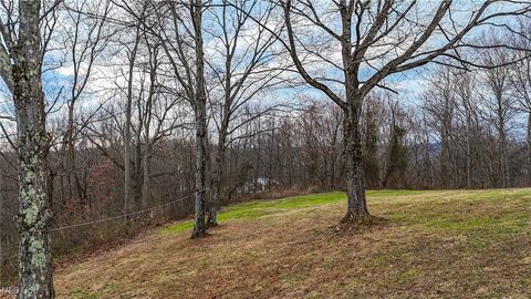 Tiny photo for 448 Ridgeview Drive, St Marys, WV 26170 (MLS # 5175939)