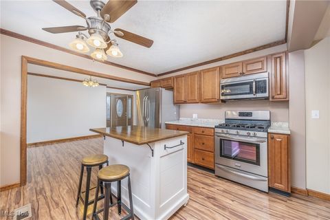 Tiny photo for 448 Ridgeview Drive, St Marys, WV 26170 (MLS # 5175939)