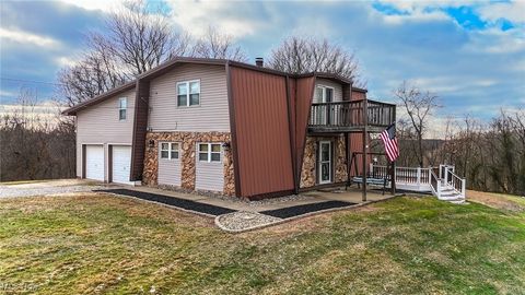 Photo of 448 Ridgeview Drive, St Marys, WV 26170 (MLS # 5175939)