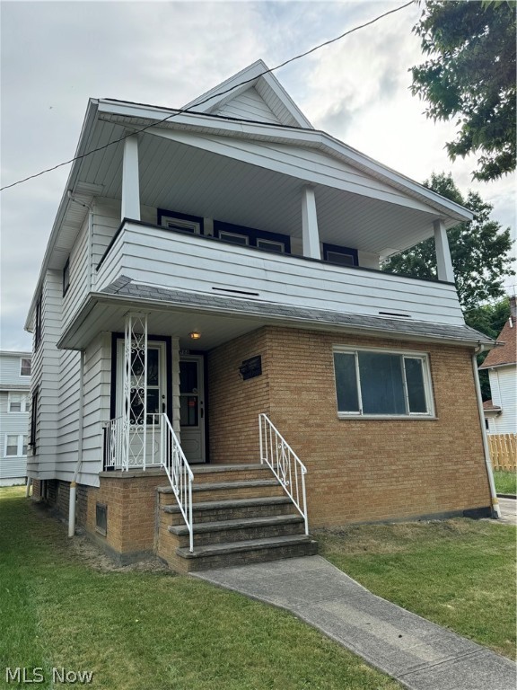Investors Dream!!! Immediate cash return! Discover this beautifully renovated duplex from top to bottom, offering two spacious bedrooms on each level and the opportunity to convert the third floor into an additional bedroom to increase the cashflow . Located in a desirable neighborhood near schools, parks, shopping, and public transit, this property is ideal for tenants and investors. Each unit features modern kitchens, updated bathrooms, and a full basement bathroom.
The property also includes two newer hot water tanks, one newer furnace, and one well-kept furnace, ensuring efficient and reliable heating. With an estimated rental income of $1,329 per month per 2-bedroom unit, you can earn $31,896 annually, and even more by adding a third bedroom. This property is a perfect blend of modern comfort and investment potential. It is great for an investor starting their journey or looking to gain immediate returns.
Contact us today to schedule a viewing and explore this exceptional opportunity! Property is located next to an open lot that is possibly available for purchase from the city of Cleveland for $200.