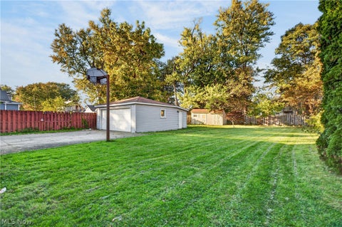 Tiny photo for 1222 W 6th Street, Lorain, OH 44052 (MLS # 5254591)