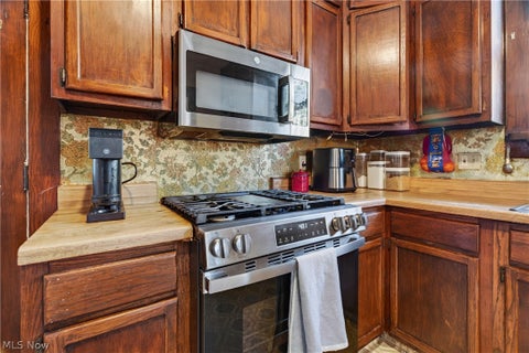 Tiny photo for 1222 W 6th Street, Lorain, OH 44052 (MLS # 5254591)