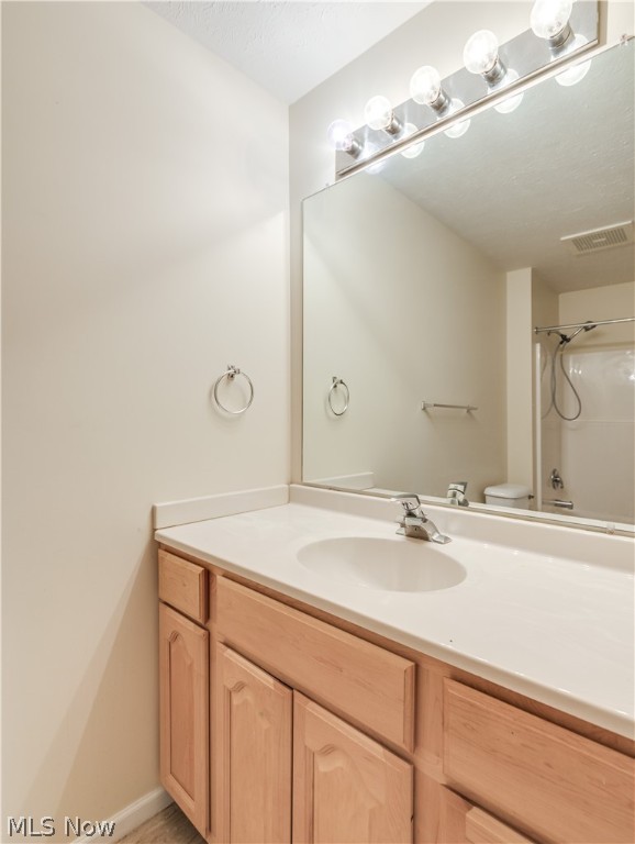 Lenox Crk Condo - Residential